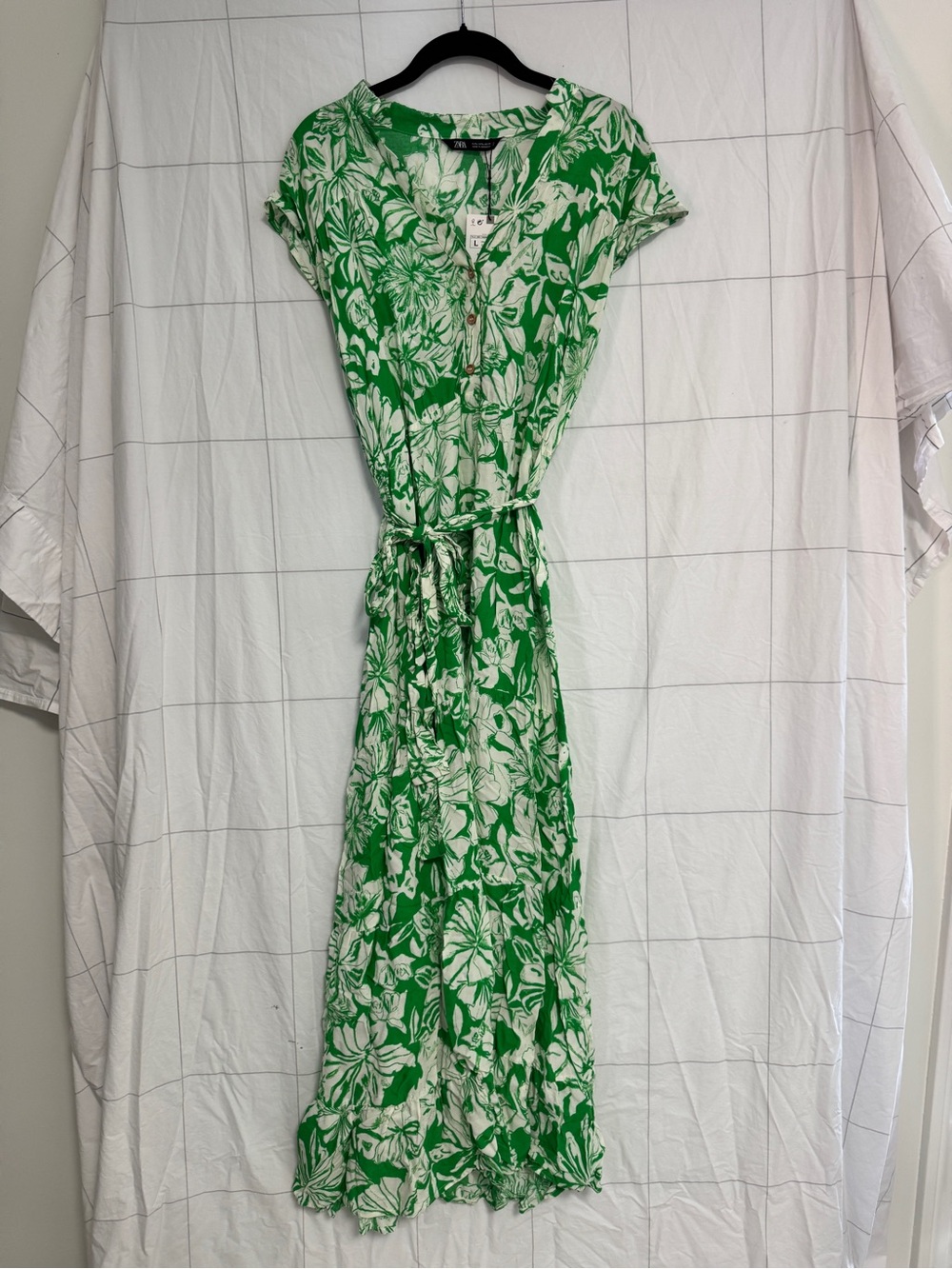 Zara NWT Green Floral Tie-Waist Maxi Dress